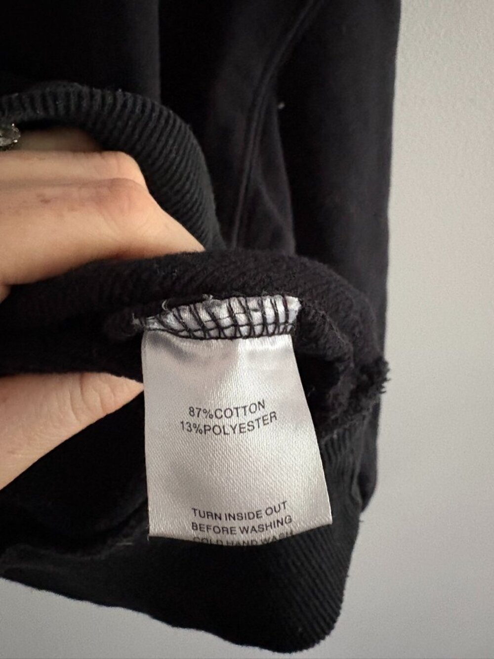 White Fox Lounge SET Crewneck Sweater Jogger Sweatpants Black Size Small/Medium - Picture 11 of 14